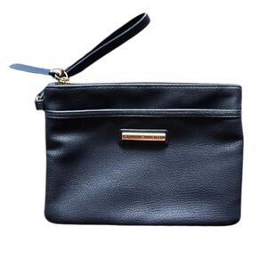 Tommy Hilfiger Wristlet Navy Zipper Closure